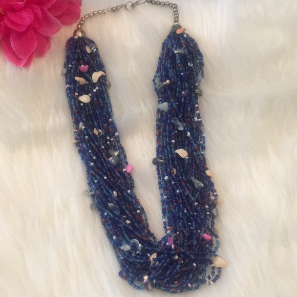 Beaded necklace - Picture 1 of 4